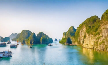 SkyNest Travels Website Background 4K